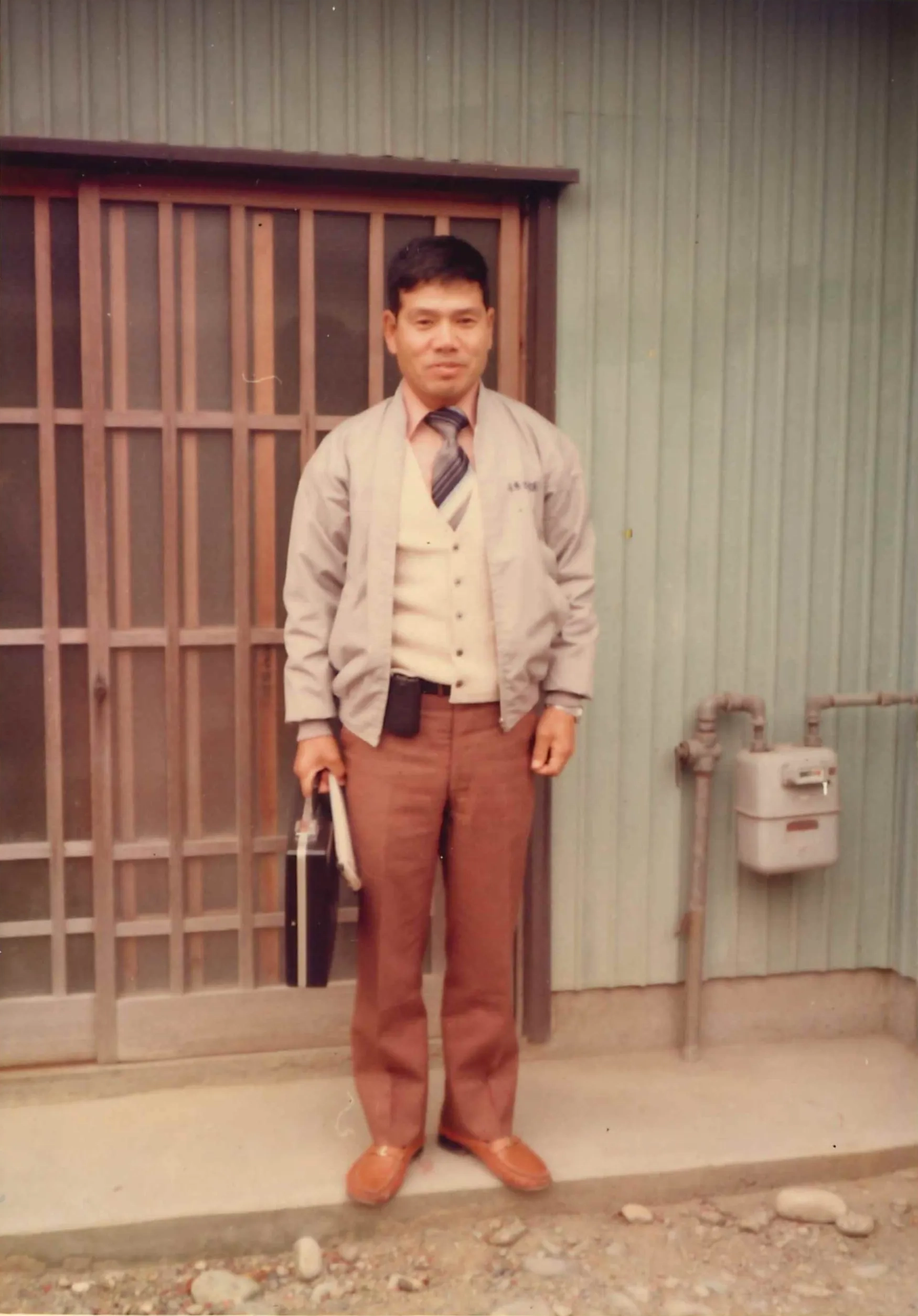 鎌田雅嗣が鎌田白蟻　創業